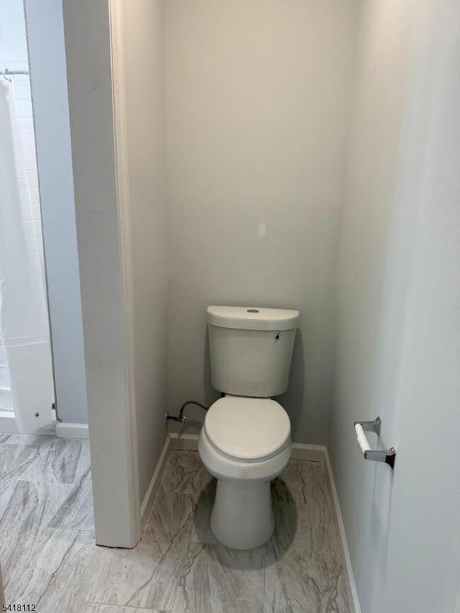 Building Photo - 37 6th St