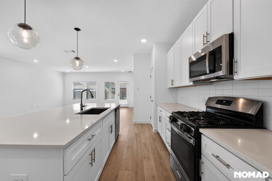 Building Photo - 2512 Broken Bow Dr