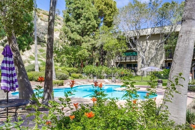 Building Photo - 6202 Friars Rd