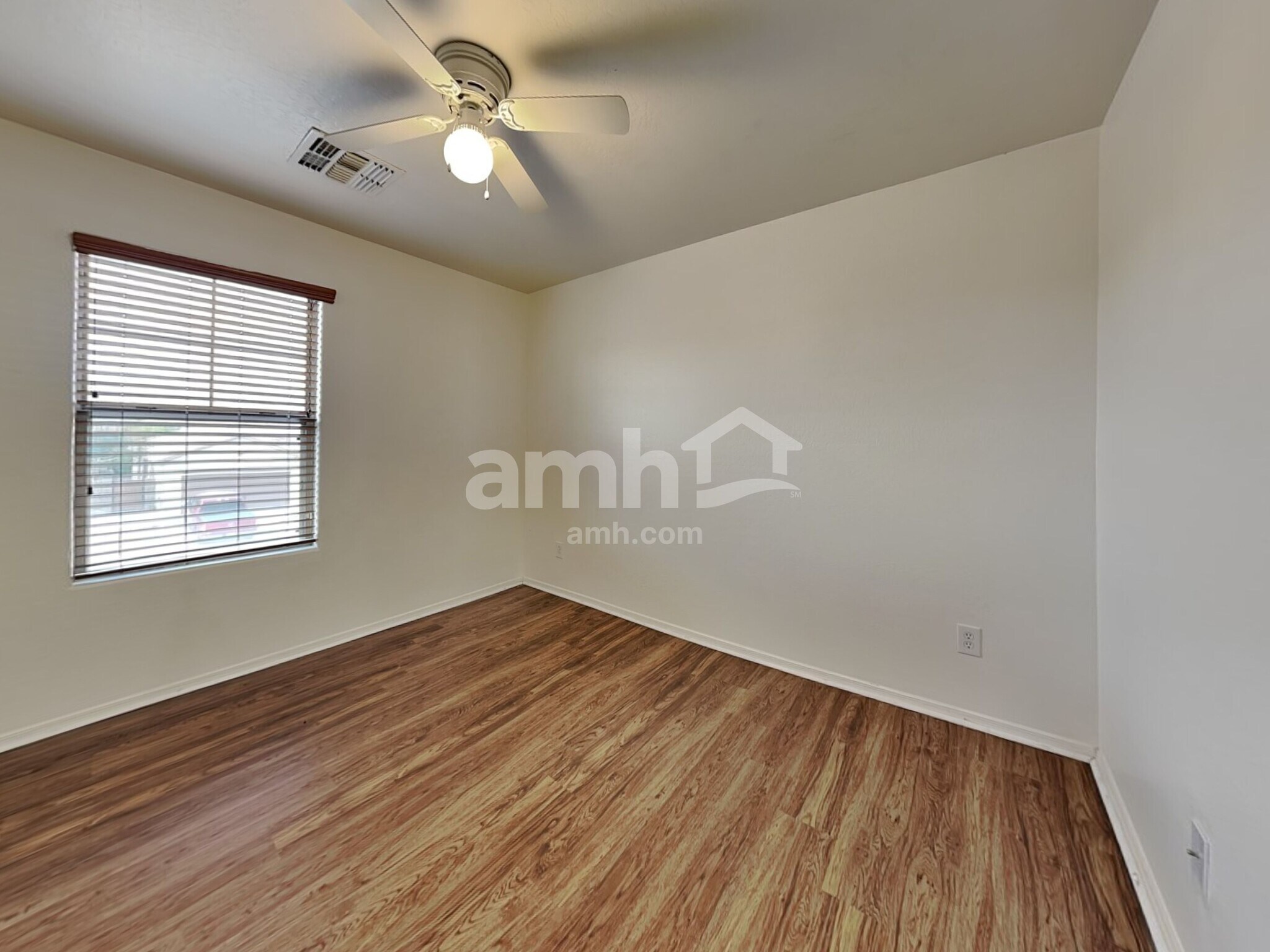 Building Photo - 18015 W Carol Ave