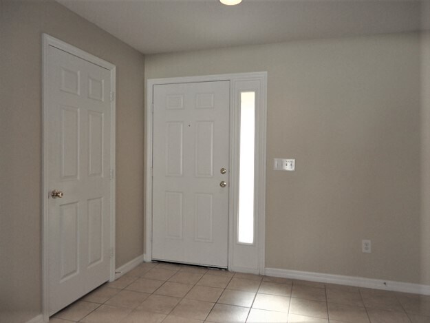 Building Photo - 12012 Citrus Leaf Dr