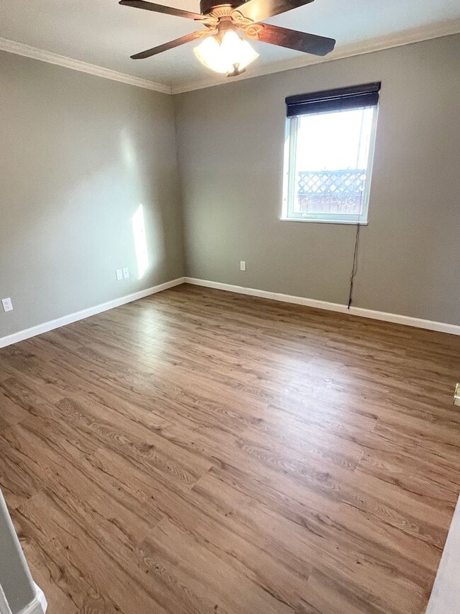 Building Photo - 2bd, 2 Bath Home for Rent in North Pole - FUEL INCLUDED!