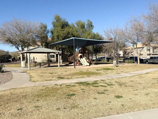 Building Photo - 1330 S Aaron