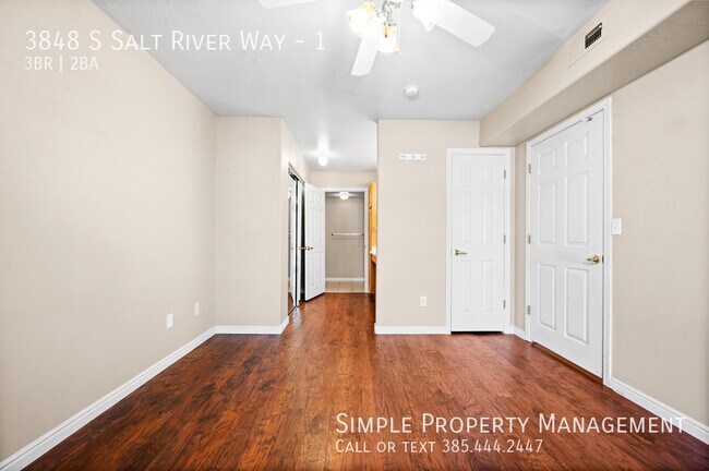 Building Photo - 3848 Salt River Way