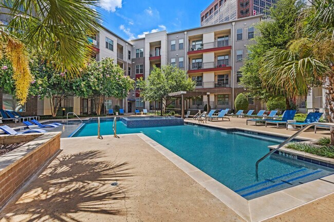 Building Photo - 10550 N Central Expy