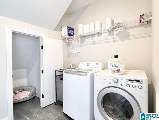 Building Photo - 5085 Simms Rdg