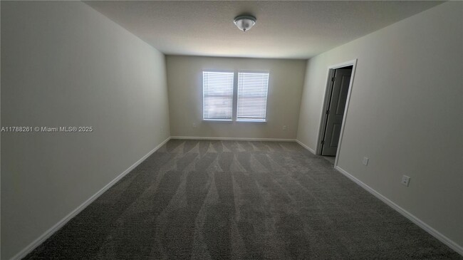 Building Photo - 2031 Alluring Ln