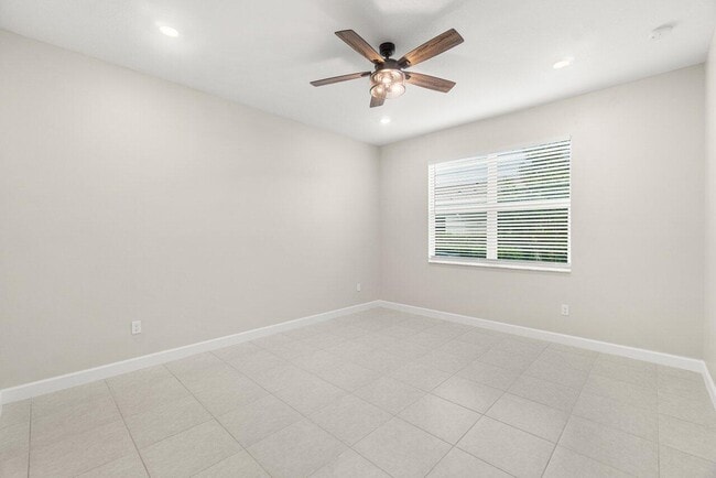 Building Photo - 13652 Night Sky Pl