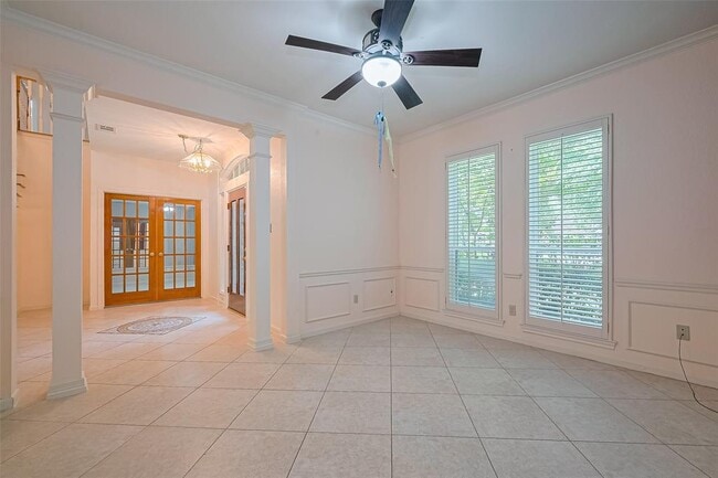 Building Photo - 3739 Elkins Rd