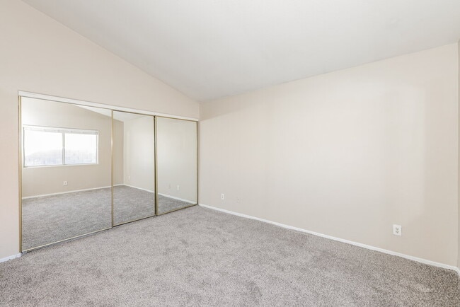 Building Photo - 6376 Venus Vale Ct