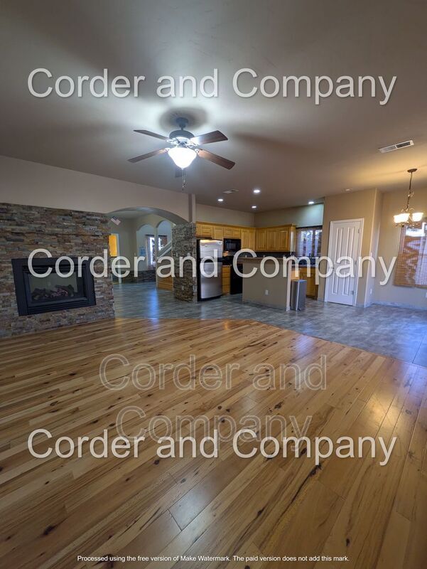 Building Photo - 940 Sellers Dr NE