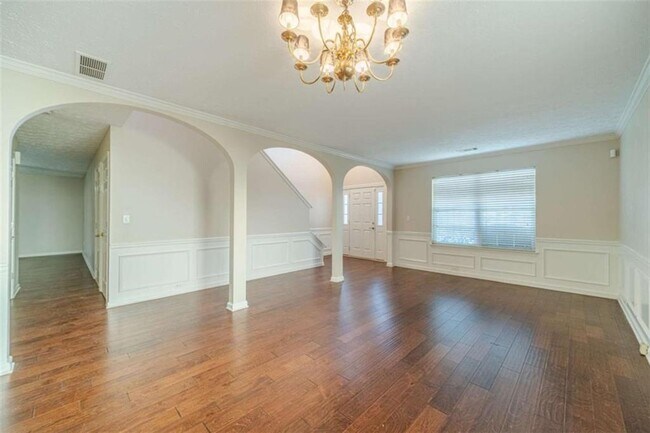 Building Photo - 934 Dominion Walk Dr SW