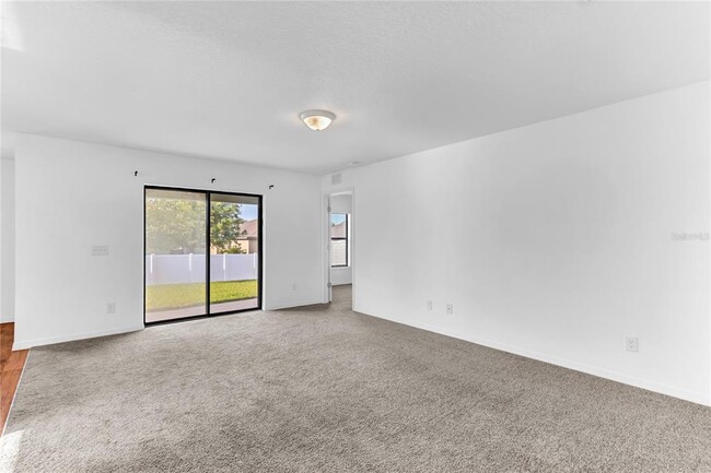 Building Photo - 661 Swallowtail Dr