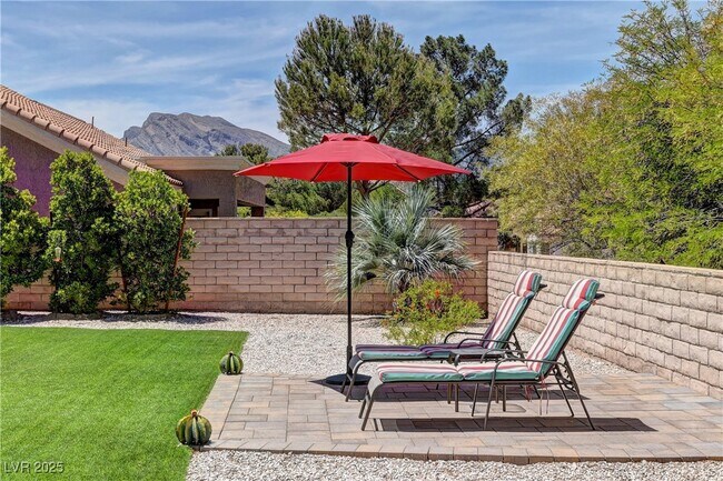 Building Photo - 8912 Signal Terrace Dr