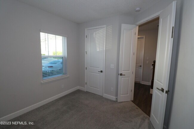 Building Photo - 11480 Gully Ct