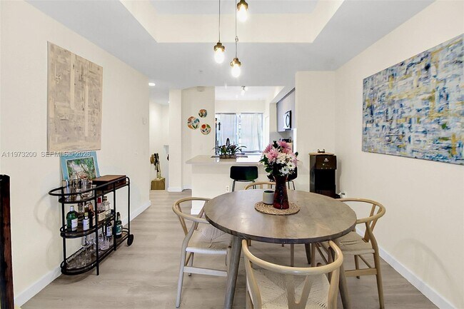 Building Photo - 742 NE 90th St