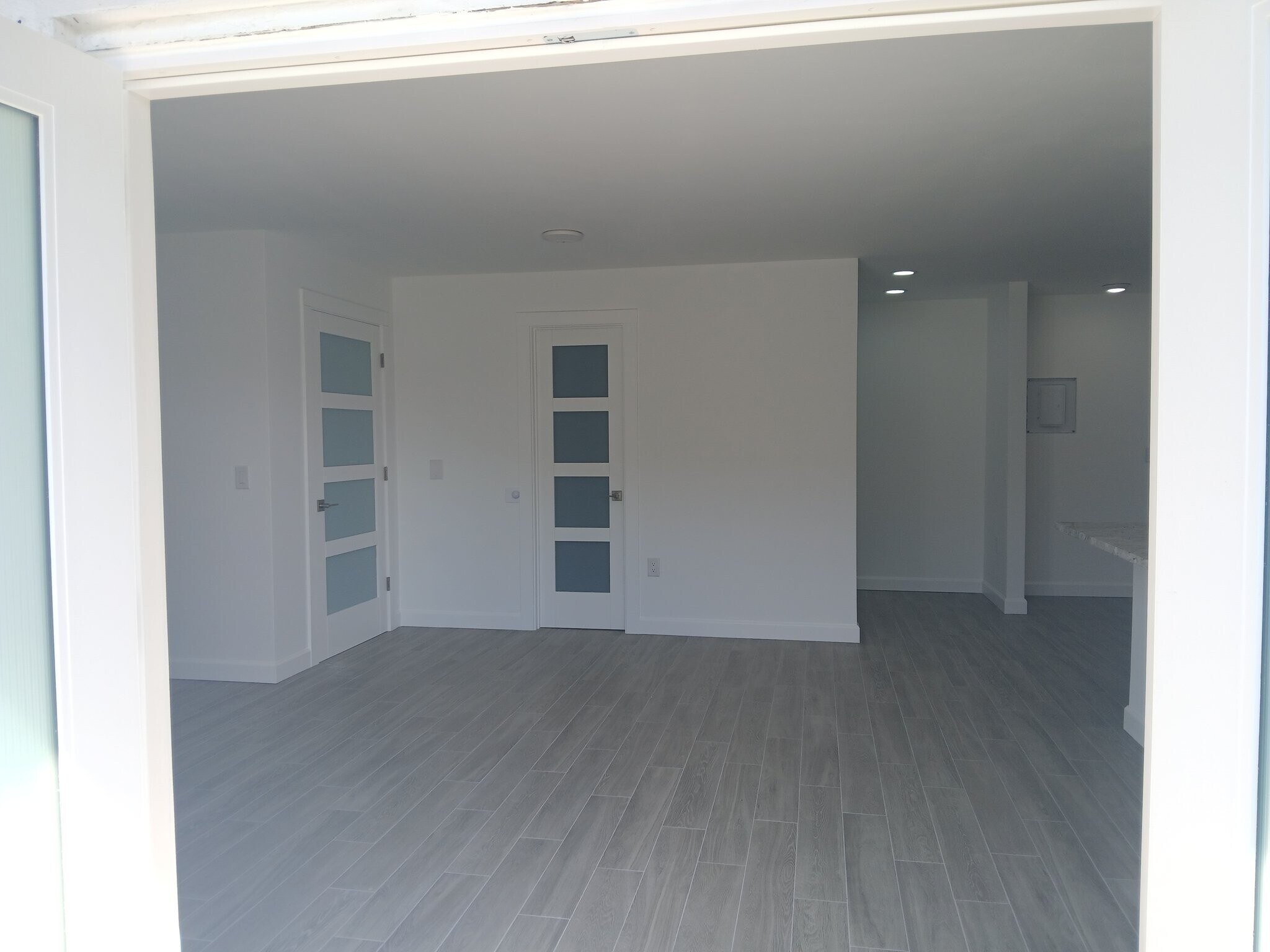 Building Photo - 309 Shore Rd