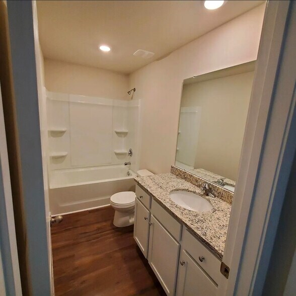 Building Photo - Room in House on Creedmore Hills Dr