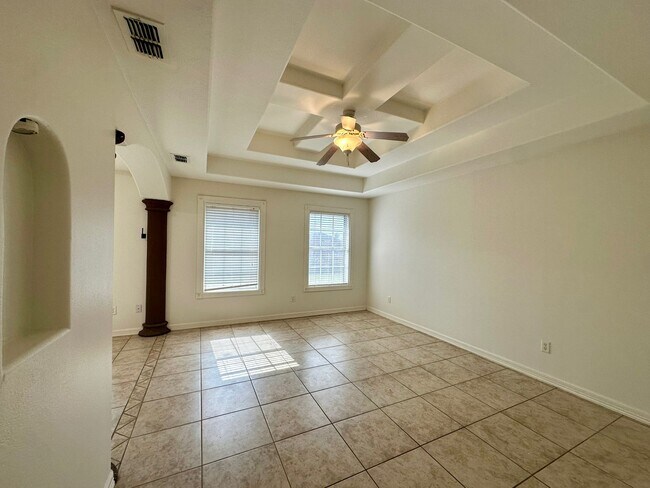 Building Photo - 1909 Ezekiel St