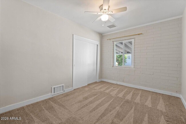 Building Photo - 4517 N 10th Ave