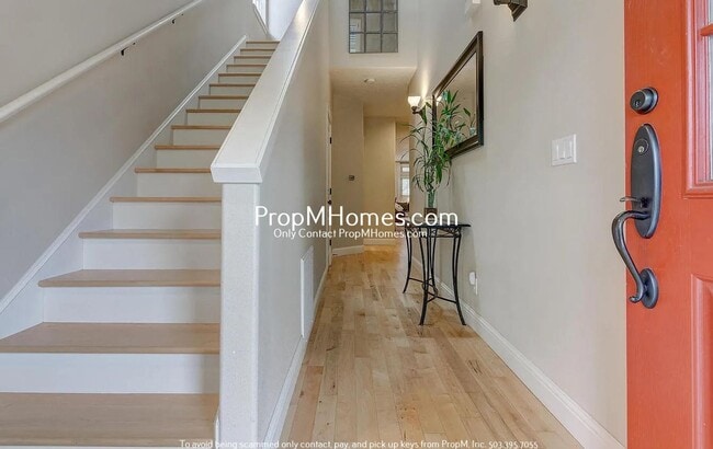 Building Photo - Luxury Four Bedroom Home in King City!