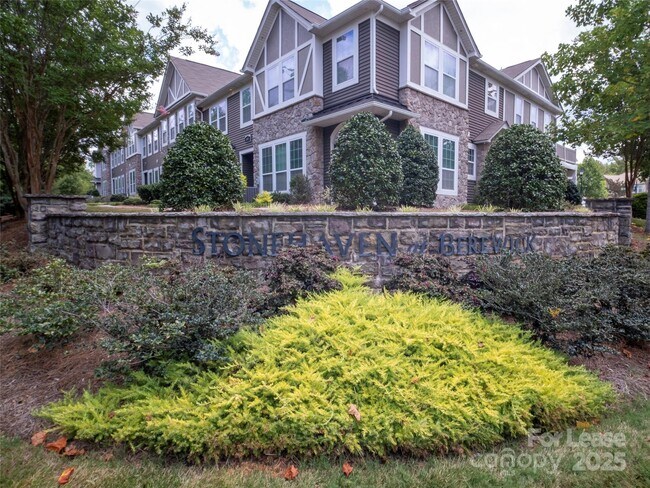Building Photo - 9547 Glenburn Ln