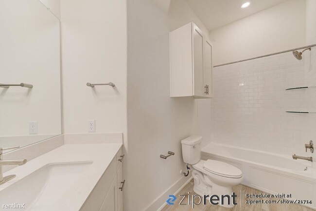 Building Photo - 3 br, 3 bath Condo - 436 Cartwheel Bend, L...