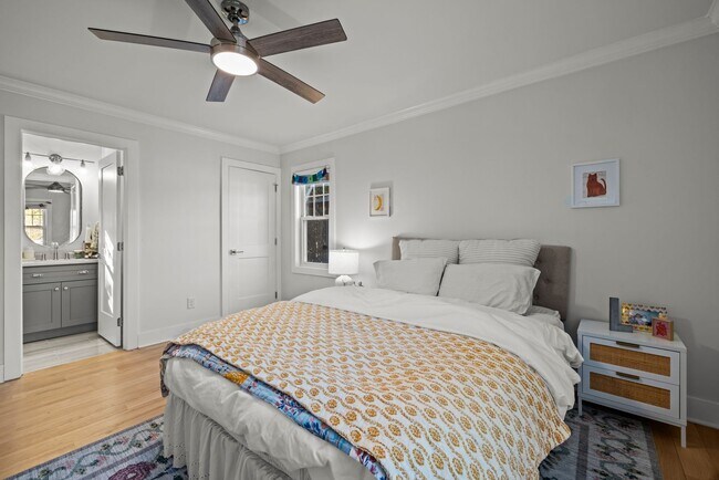 Building Photo - Stunning Fully Renovated 5-Bedroom Home in Desirable Trinity Park, Durham