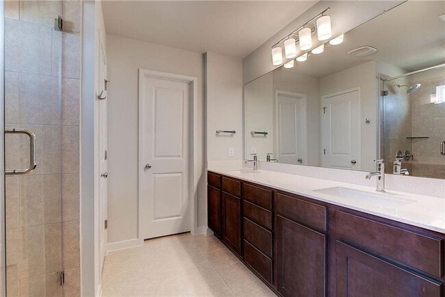 Building Photo - 15009 Ryman Rd