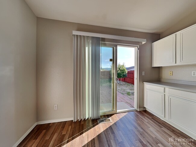 Building Photo - 18196 Almondleaf Ct