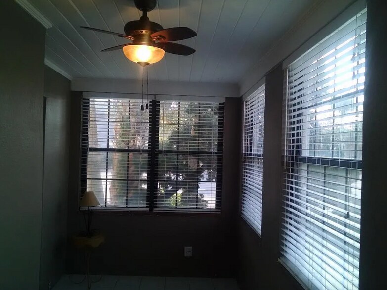 Building Photo - 1818 3rd St