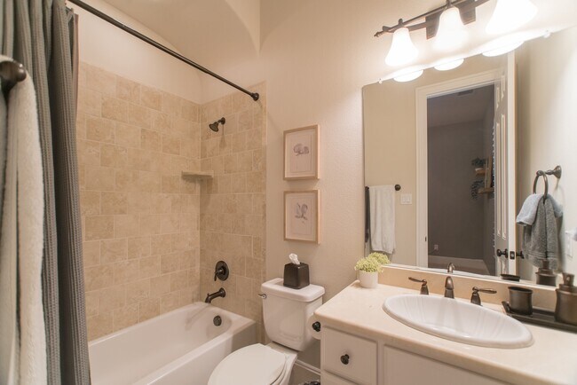 Building Photo - 46 S Shasta Bend Cir