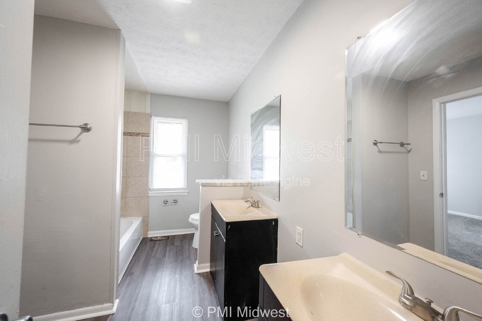 Building Photo - 3026 Osceola Ln