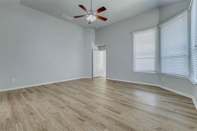 Building Photo - 2718 Misty Laurel Ct