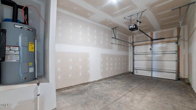 Building Photo - 105 Kimber Dr