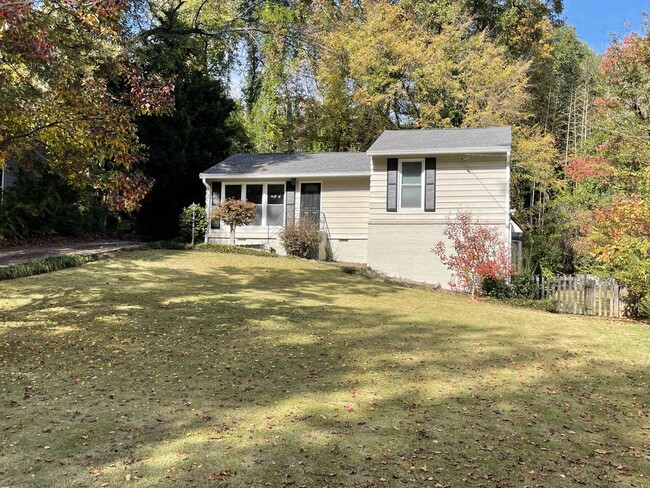 Building Photo - Smyrna - 3BR / 2BA