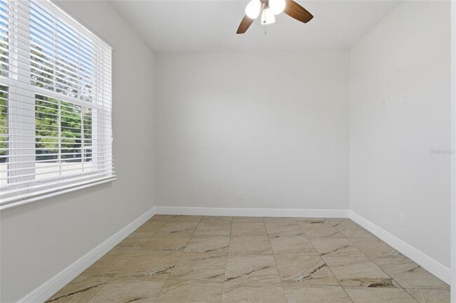 Building Photo - 810 W Whatley Pl