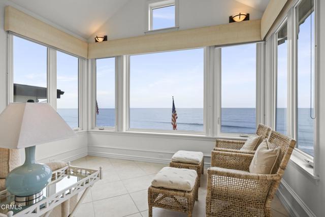 Building Photo - 3086 Solimar Beach Dr