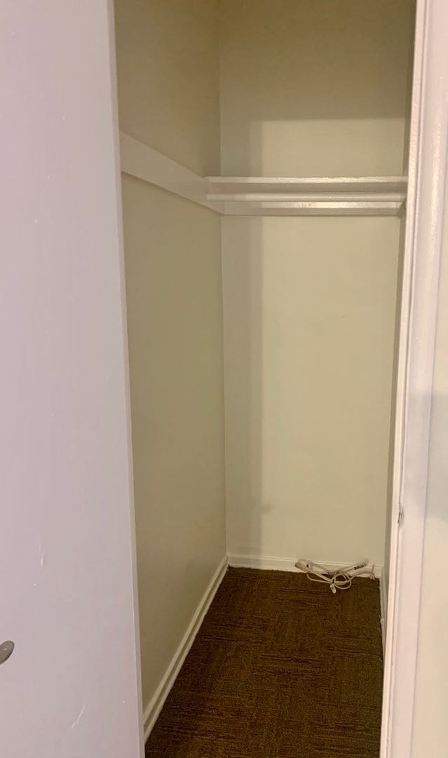Building Photo - Cheerful and Spacious 1bd/1bth Upstairs Unit