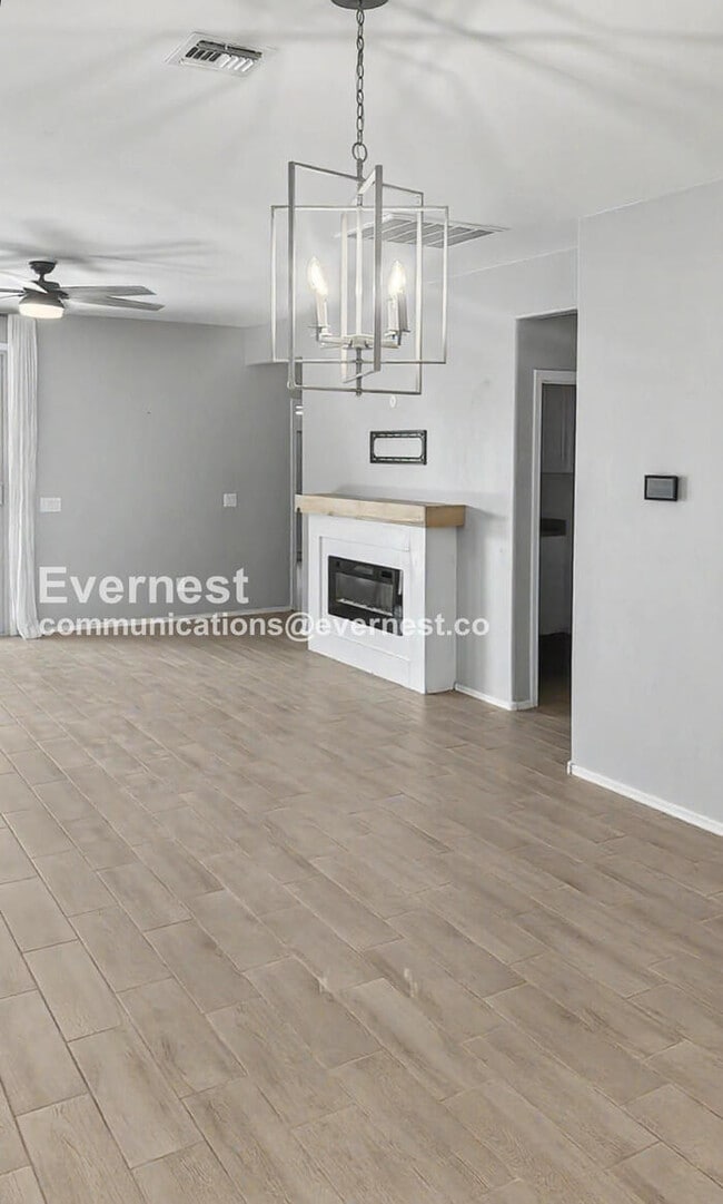 Building Photo - 10667 W Filbert St