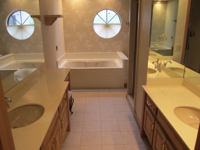 Building Photo - 4112 Coletta Dr