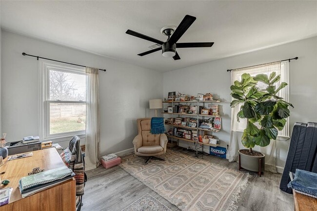 Building Photo - 2118 Fordham Ln
