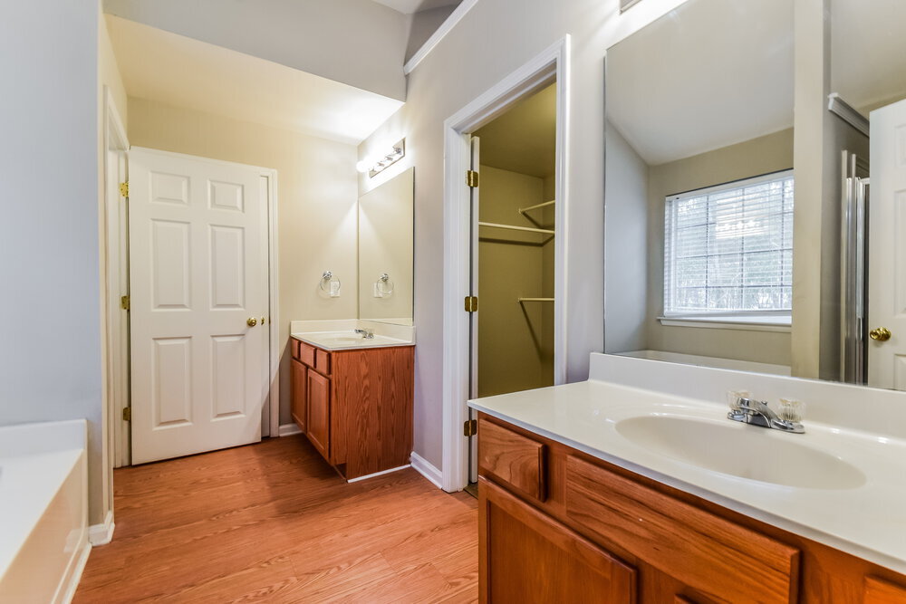 Building Photo - 554 S Fortune Way