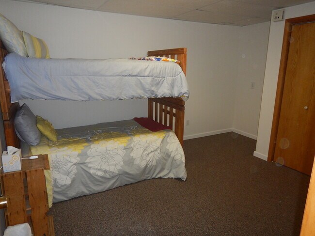 Building Photo - 35270 W Walker Rd