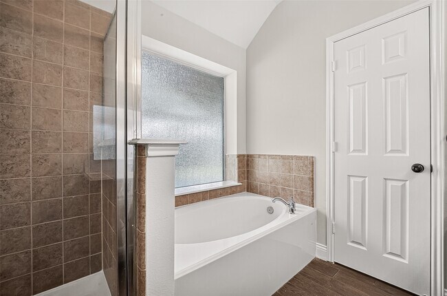 Building Photo - 20707 Pine Rain Ct