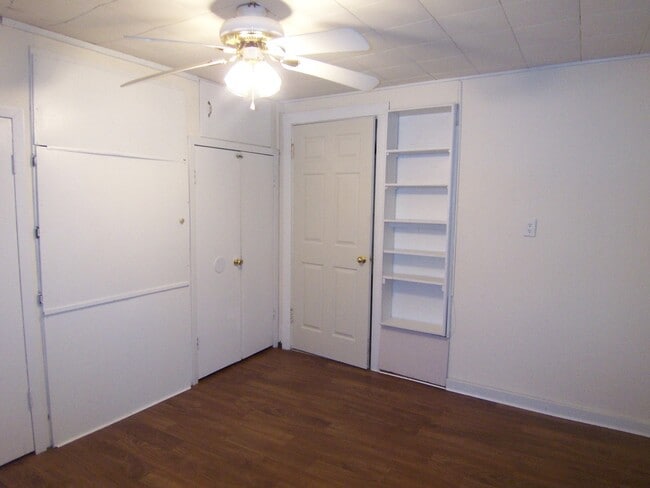 Building Photo - ****1711 Henry - Pineville off Claiborne St.