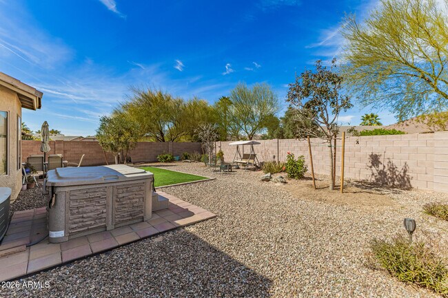 Building Photo - 44296 W Desert Plant Trail