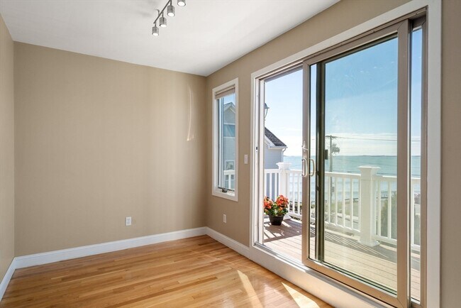 Building Photo - 141 Grovers Ave