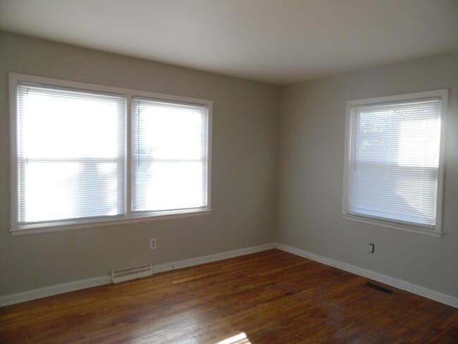 Building Photo - 2151 Cypress Dr