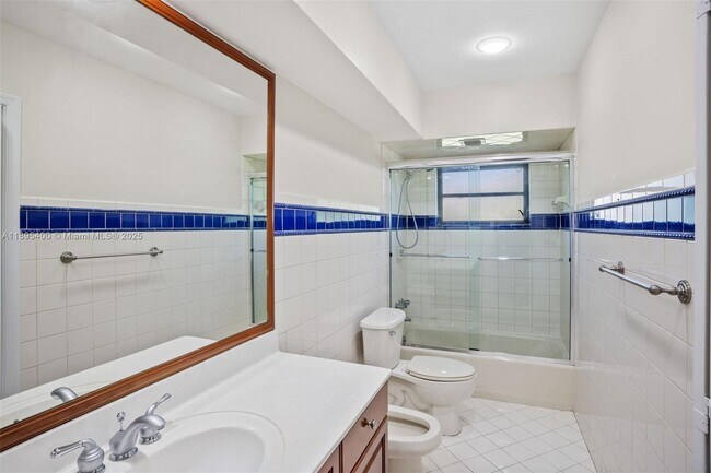 Building Photo - 8340 SW 83rd St